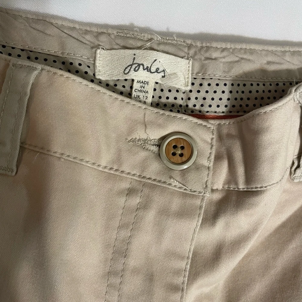 Joules Women’s size 8 khaki Cotton pants trousers w/embroidered‎ bunny on pocket